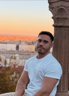 Михаил из Армавира 37 лет