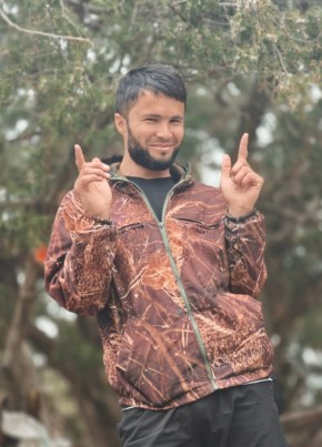 Ali из Denov 20 лет
