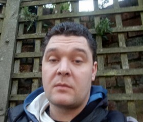 Nathan, 33, Wolverhampton