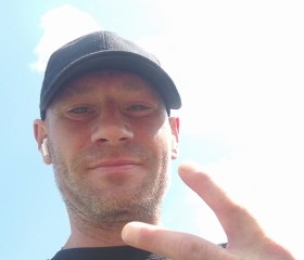 Mishanya, 40, Bavly
