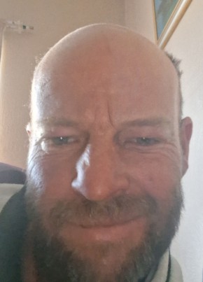 Andre из Klerksdorp 46 лет