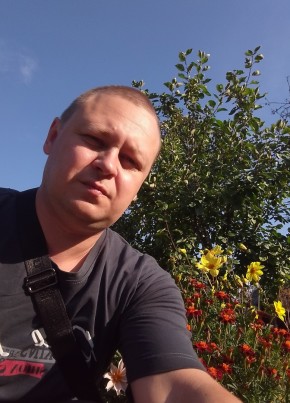 Алексей, 40, Россия, Волхов