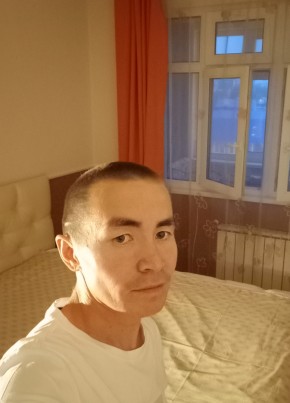 Петр, 32, Россия, Сургут