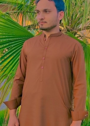 KHaaN из الرياض 23 года