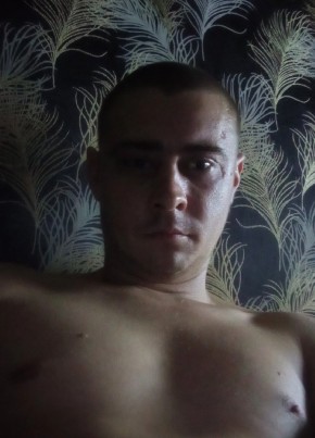 Андрей Зеленской из Кущёвскаи 32 года