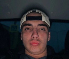 Sergey, 20, Khanty-Mansiysk