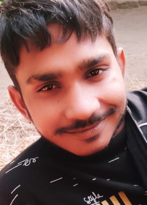 Akash, 21, India, Ghaziabad