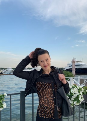 Yuliya, 41, Russia, Moscow