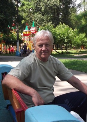 Влад, 63, Россия, Болохово