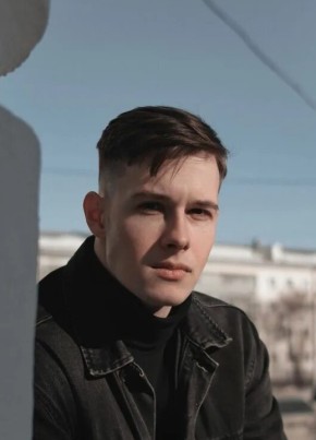 Олег из Евпатории 27 лет