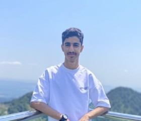 Yahya, 19, Muscat