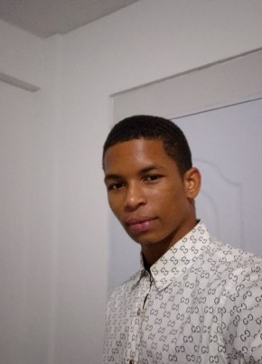 Óscar из Santo Domingo 20 лет