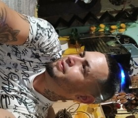 Orlando, 30, Charlotte Amalie