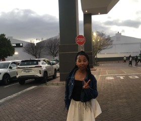 Amila, 18, Cape Town
