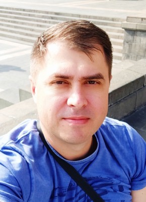 Вячеслав из Химки 52 года