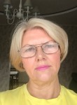 Elena, 60, Moscow