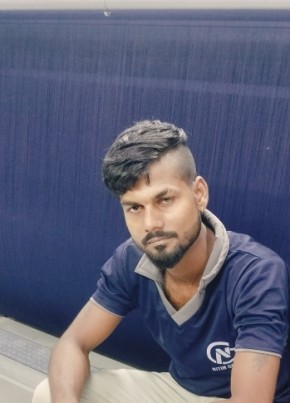 Deepak Raj, 21, India, Turmeric city