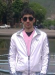 Akob, 32 года