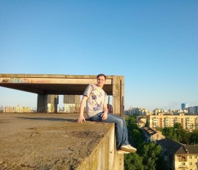 Максим, 23 года, Київ