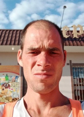 Дмитрий, 40, Россия, Крымск