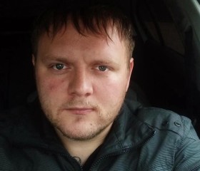 Yura, 40, Saint Petersburg