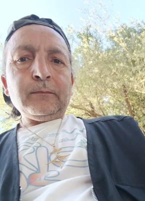 Siso, 54, People’s Democratic Republic of Algeria, ’Aïn el Hammam
