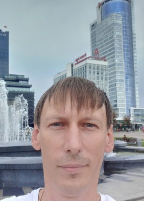 ДмитрийПавлючков, 37, Россия, Псков