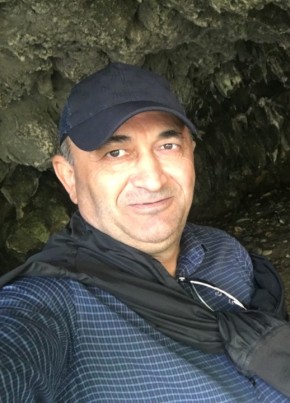 Hasan, 57, Türkiye Cumhuriyeti, Ayvalık