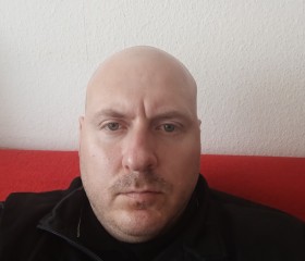 Georg, 35, Sindelfingen