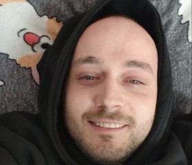 Konstantin, 30, Yekaterinburg