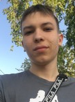 Денис, 18, Комсомольский, ищу: Девушку  от 18  до 23 