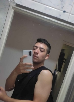 Juan из Medellín 25 лет