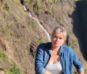 Ekaterina, 47, Saint Petersburg