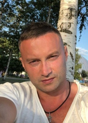 Андрей из Воронежа 38 лет