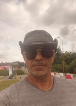 Рустам из Приволжския 49 лет