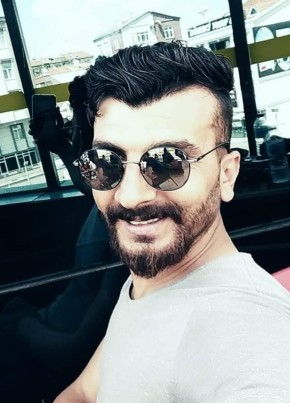 Oktay из İstanbul 33 года