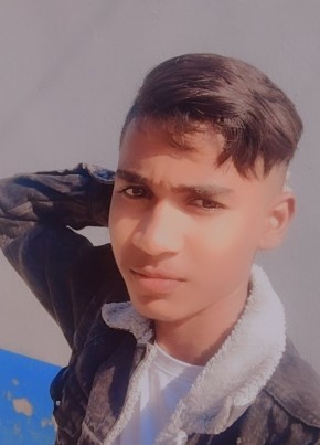 King khan, 18, India, Gorakhpur (Uttar Pradesh)