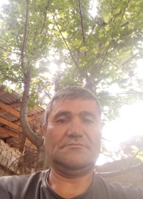 Хамро из Chirchiq 47 лет