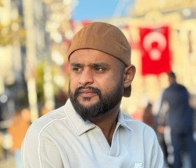 Zaka, 23, Sialkot