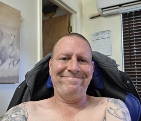 Christian, 47, Austin (State of Texas)