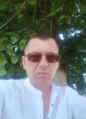 Максим из Москвы 39 лет