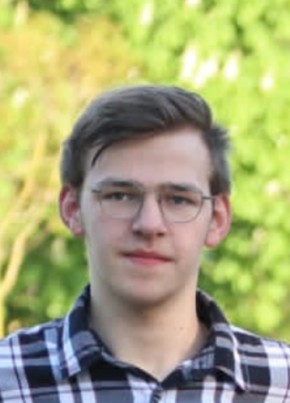 Lukas, 18, Germany, Bad Oeynhausen