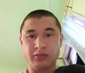 Mazhares Vasele, 28, Yekaterinburg