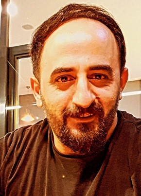 RAMOS, 36, Türkiye Cumhuriyeti, Maltepe