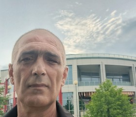Tigran Khachatryan, 56, Ishim