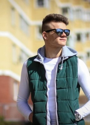 Александр, 26, Україна, Київ