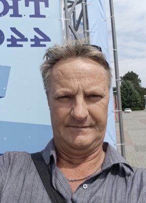 Юрий из Тюмени 54 года
