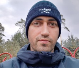 Анатолий, 32 года, Васильево