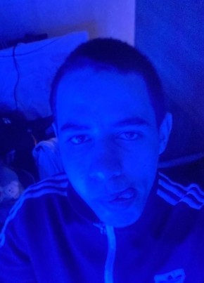 Azriel из Челябинска 21 год