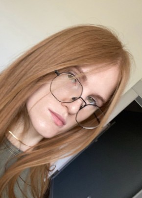 Алина из Перми 23 года